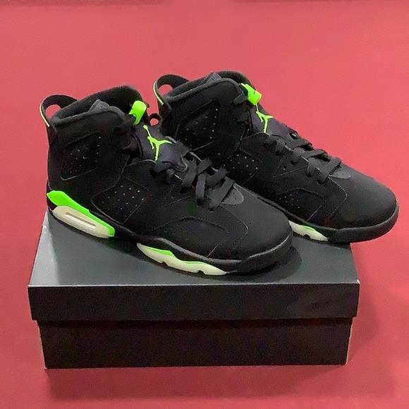Air Jordan 6 Youth - Picture 2 of 6